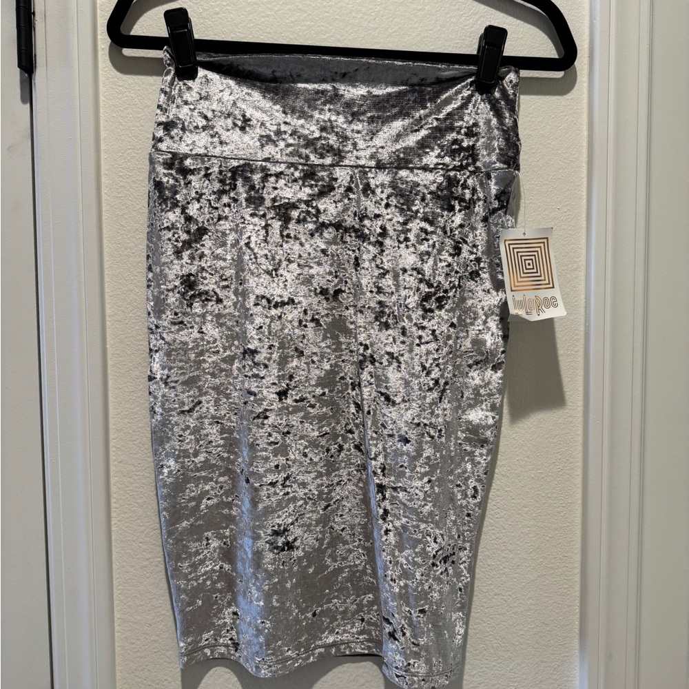 Lularoe Cassie Silver Velvet Pencil Skirt Size Small NWOT NEVER WORN